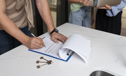 ICM Solutions — Apie mus